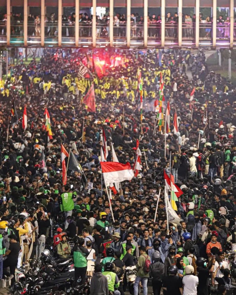 Mahasiswa Gelar Aksi “Menuju Indonesia Bangkrut” Kritik Kebijakan Prabowo